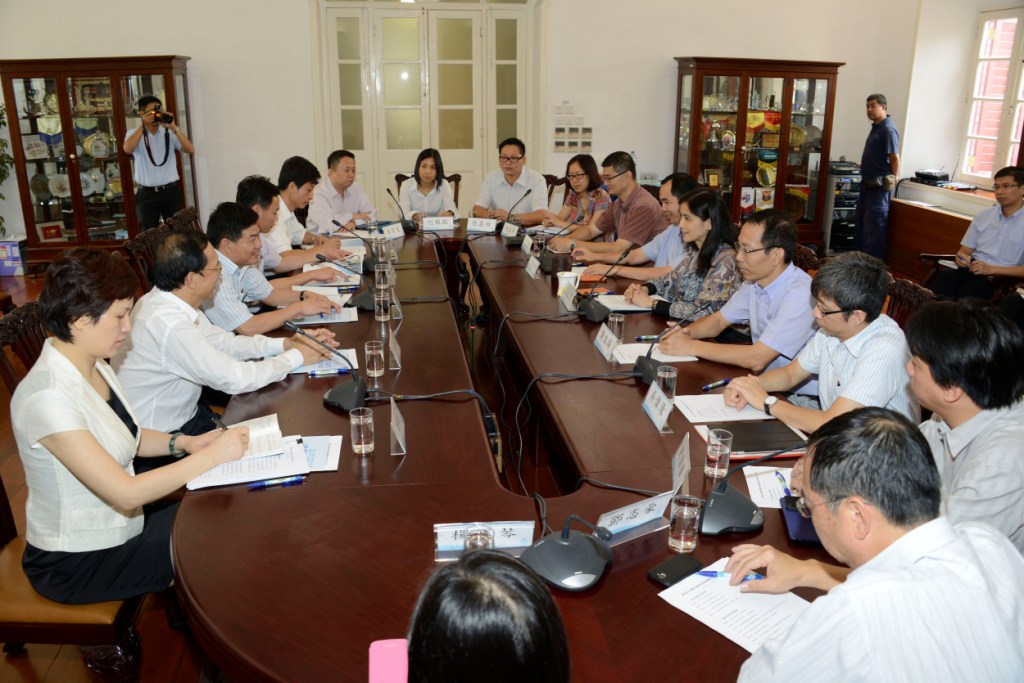 省水利廳拜訪節水小組交流保障供水安全工作