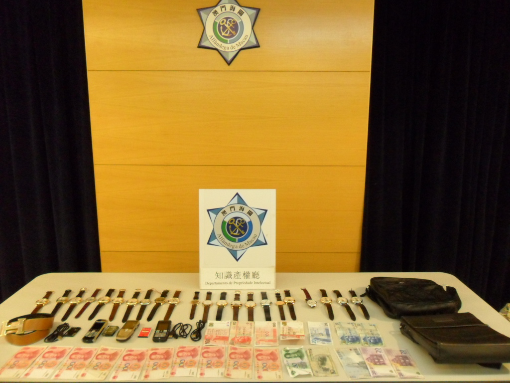 海關治安警聯手再擒三男子街頭售假案