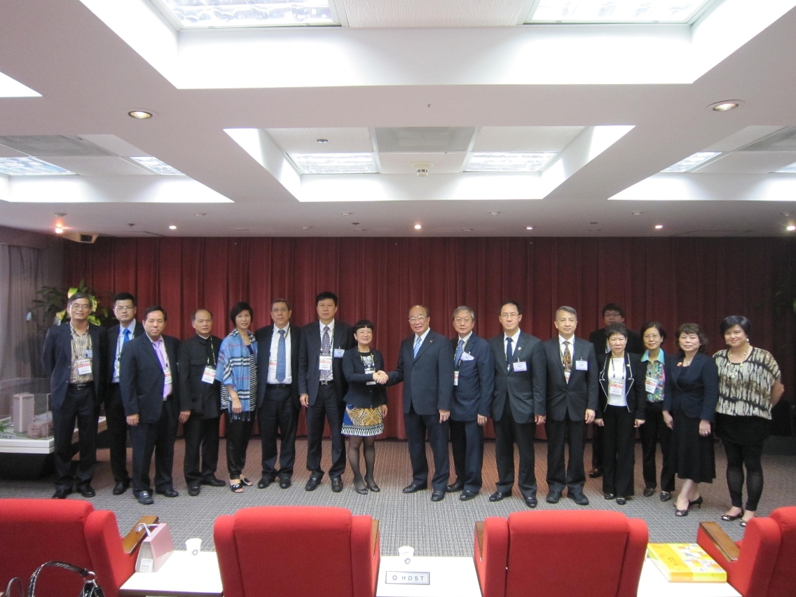 澳門企業家代表團拜訪台灣對外貿易發展協會秘書長趙永全