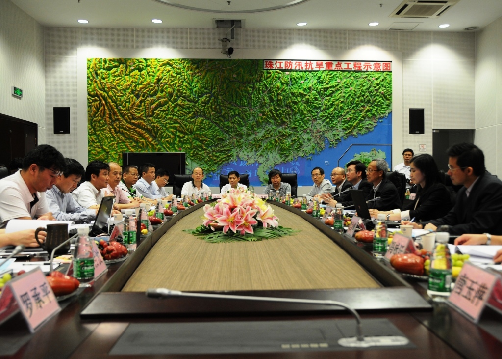 代表團與珠江水利委員會討論保障供水安全的部署