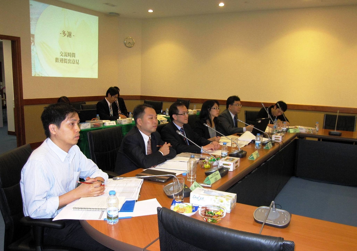 公職局向北區社諮會介紹政府綜合服務大樓工作