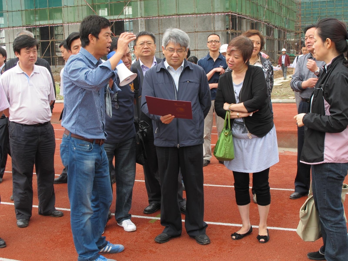 “澳門參與四川抗震救災及災後重建代表團”考察閬中市體育活動中心