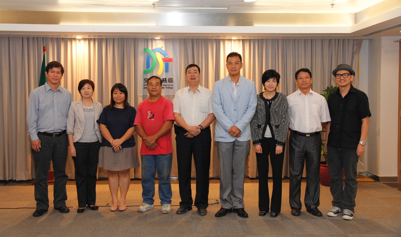 安全駕駛獎勵計劃抽獎嘉賓合照留念