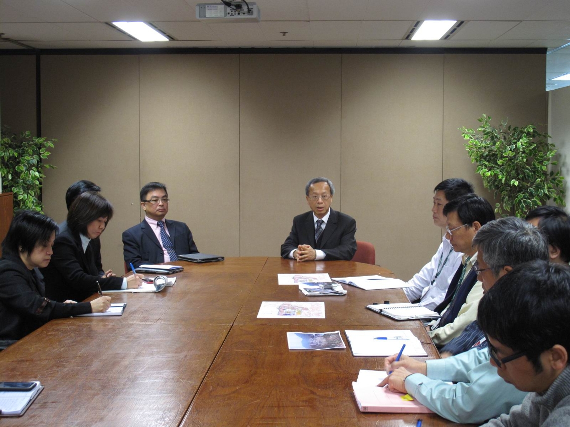 劉仕堯指示工務局盡快完成清遷所收回的土地