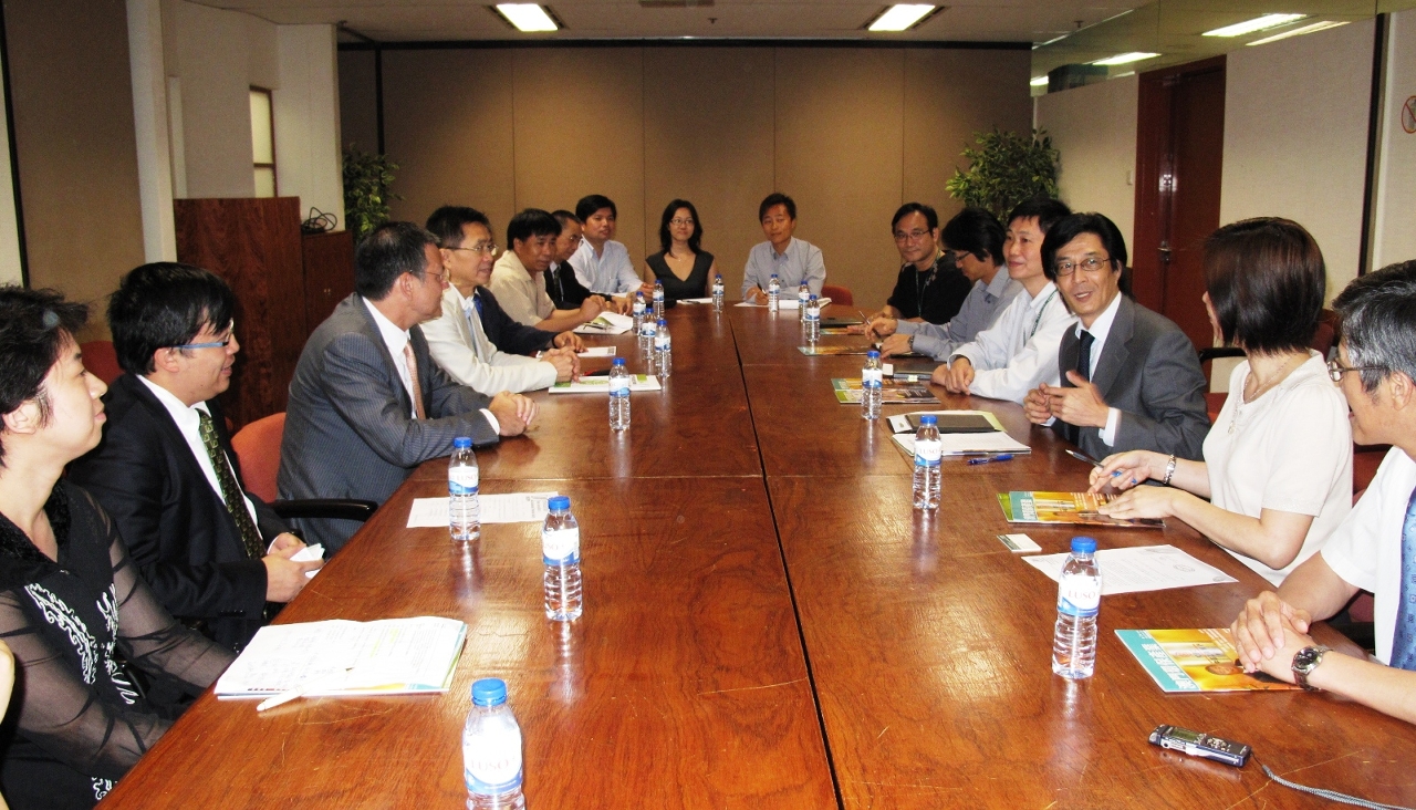 雙方在環保建築方面交換意見