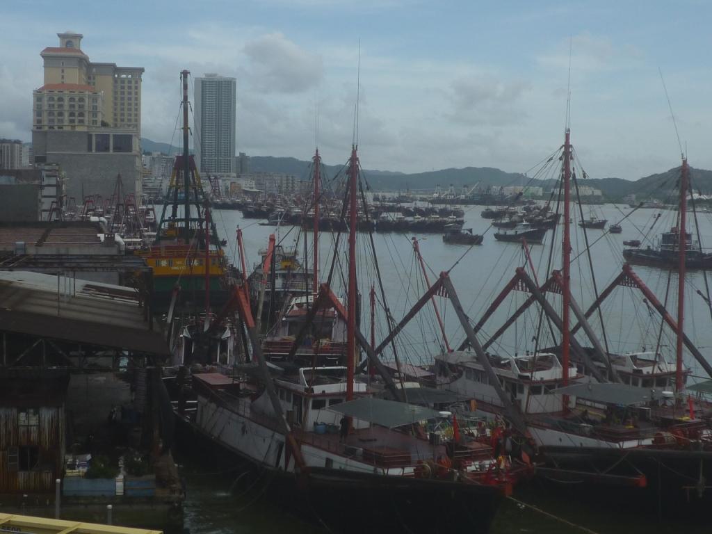 漁船在內港錨泊情況