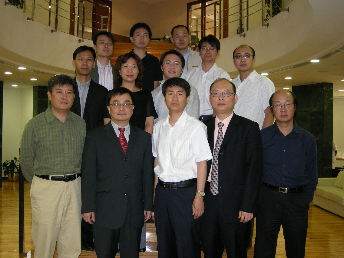 中國規劃學會一批專家日前來澳，和運輸工務司辦公室主任黃振東等就澳門總體城市設計研究舉行工作會議