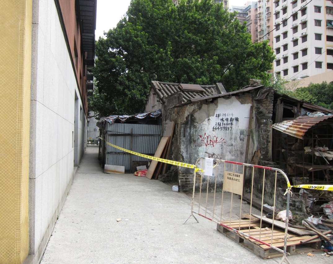 檔主已搬離現場