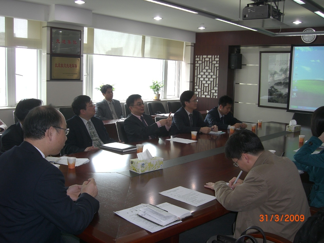 小組代表坦誠交流彼此意見及訊息