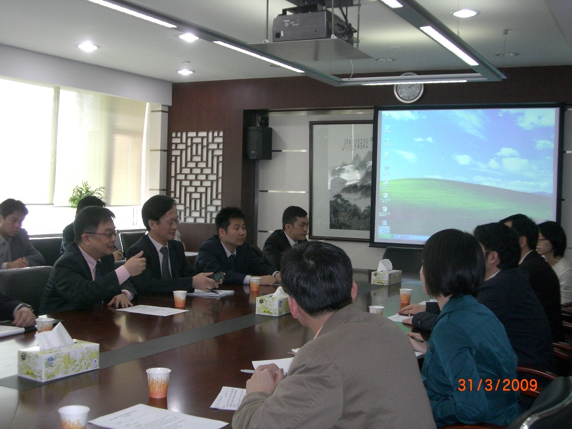粵澳雙方舉行專責小組會議，共同探討交通及規劃更緊密合作
