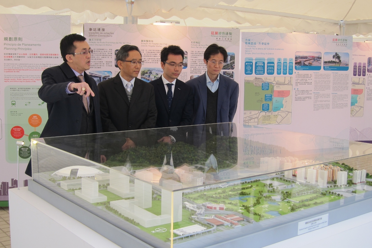 第一階段巡迴展覽(1月10-17日)於石排灣業興大廈休憩區舉行