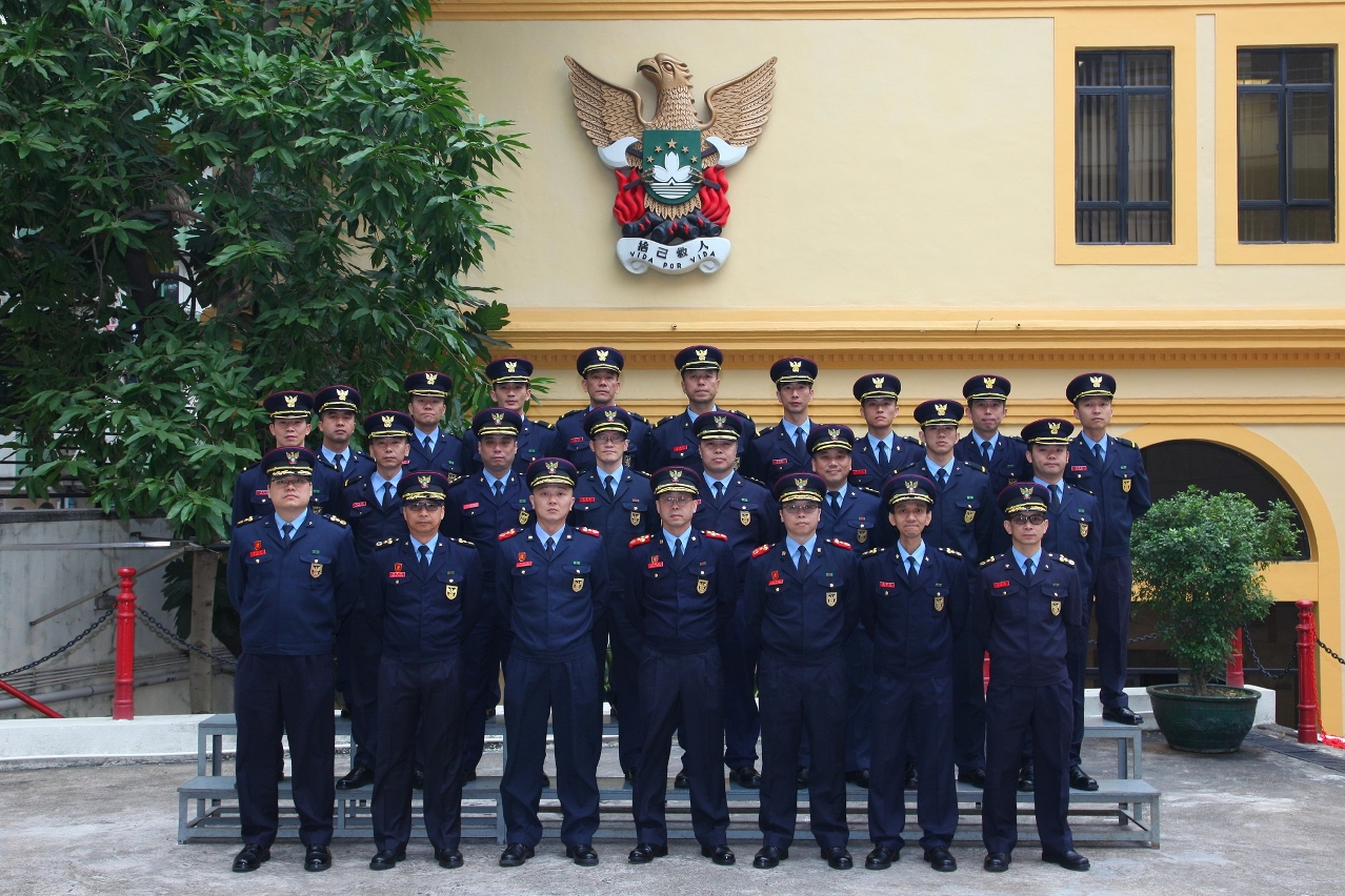 13 Bombeiros Principais promovidos para Subchefes