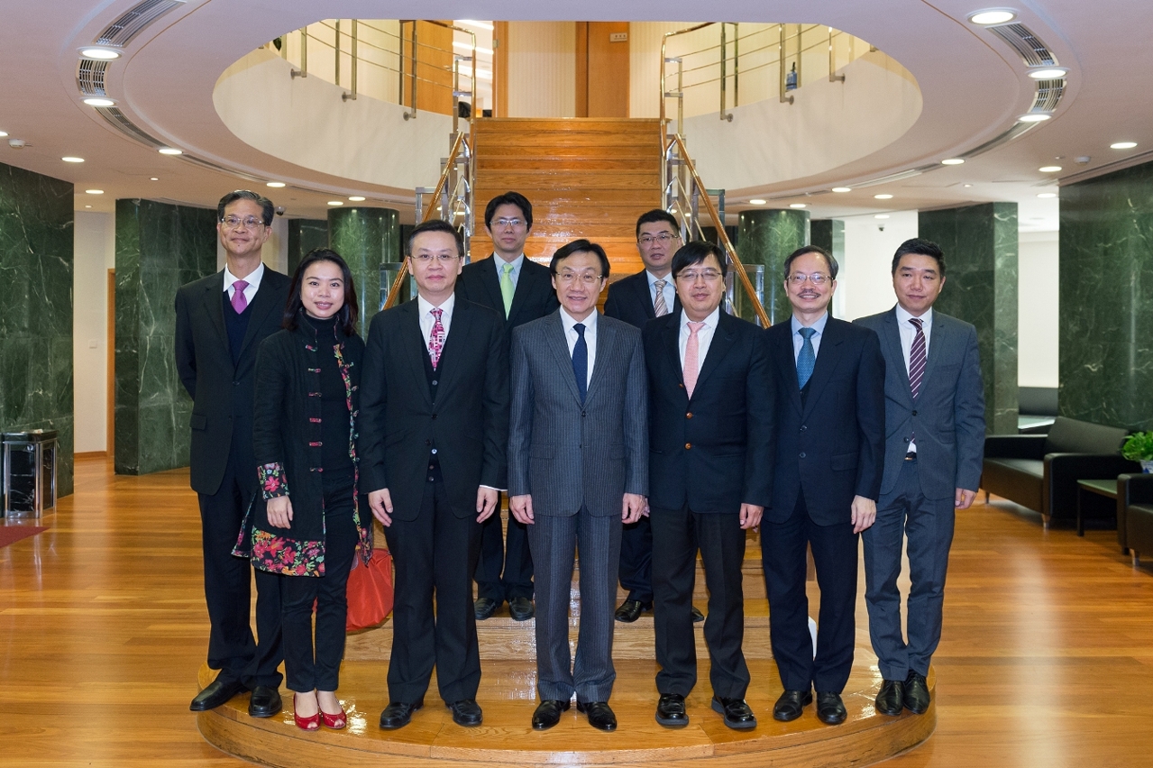 Secretário para os Assuntos Sociais e Cultura reconhece o contributo da Federação de Juventude de Macau no desenvolvimento do território