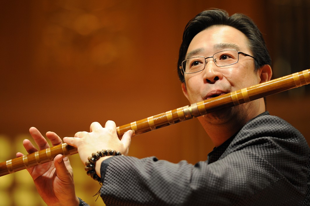 Rong Zheng, Solista de Dizi