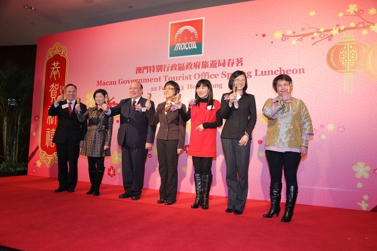 MGTO’s heads toast with the guests