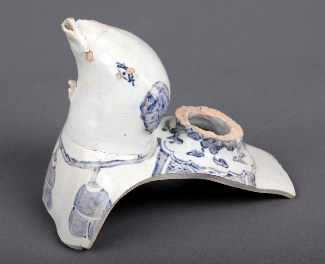 Kraak porcelain Kendi in the shape of an elephant’s head (fragment) Late Ming Dynasty Collection of the Cultural Heritage Department, Cultural Affairs Bureau of Macao