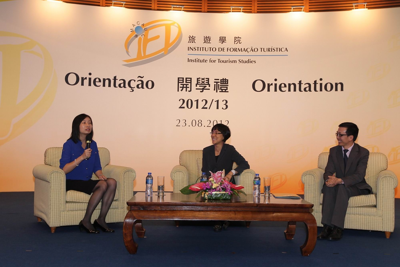 President of IFT, Dr. Fanny Vong(right), Acting Director of MGTO,  Ms. Helena Fernandes and Head of Technical and Academic Support Division of IFT, Mr. Antonio Chu, having experience sharing session with freshmen.