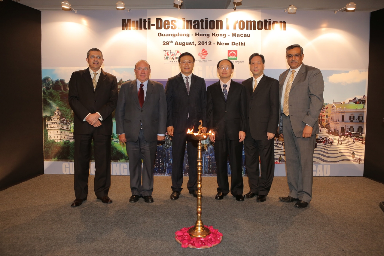 The three tourism departments co-organized joint promotion activities in India