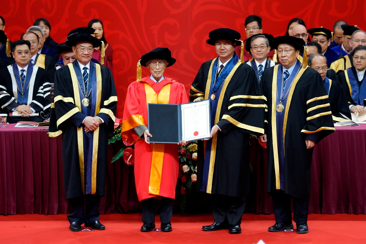 UM confers honorary doctorate on Prof. Yu Kwang Chung