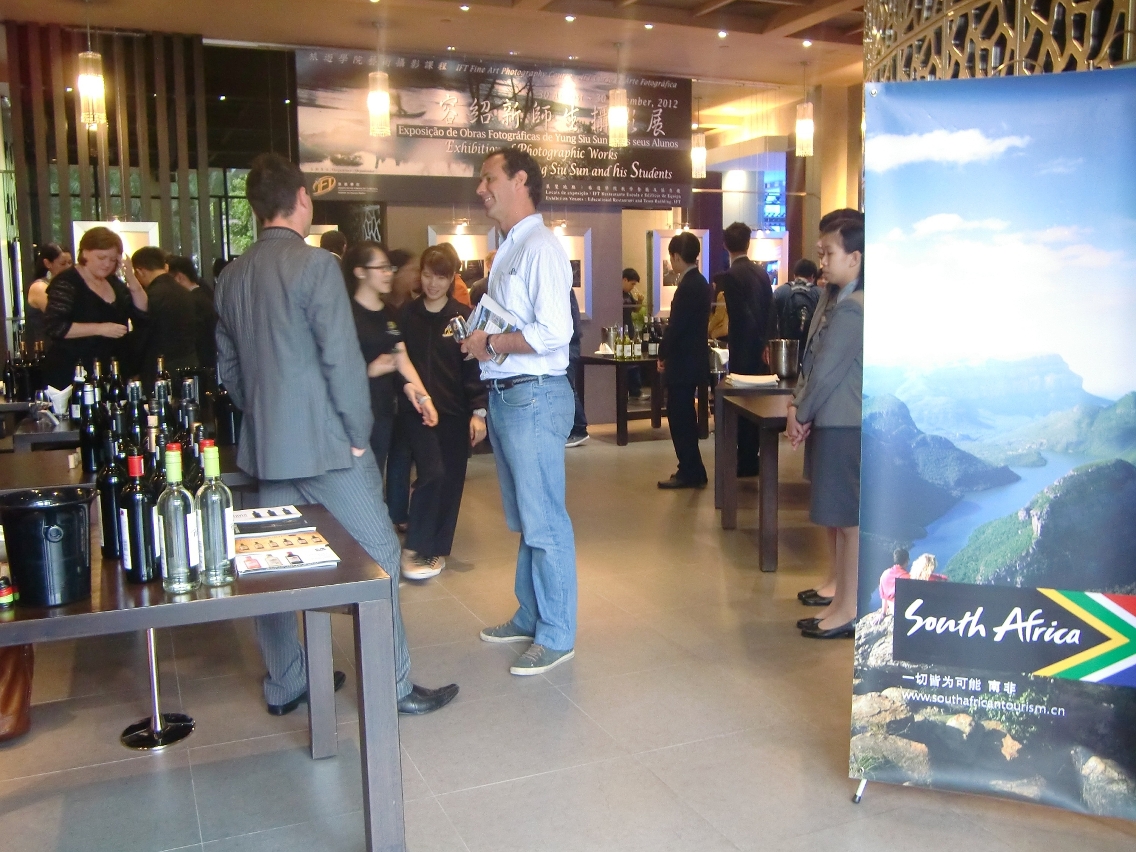 Wine producers and specialists from over 10 South African wineries introduced their wines at IFT on 12 November.