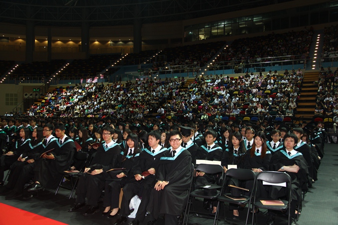 1.	More than 2000 guests attend UM’s Congregation 2011