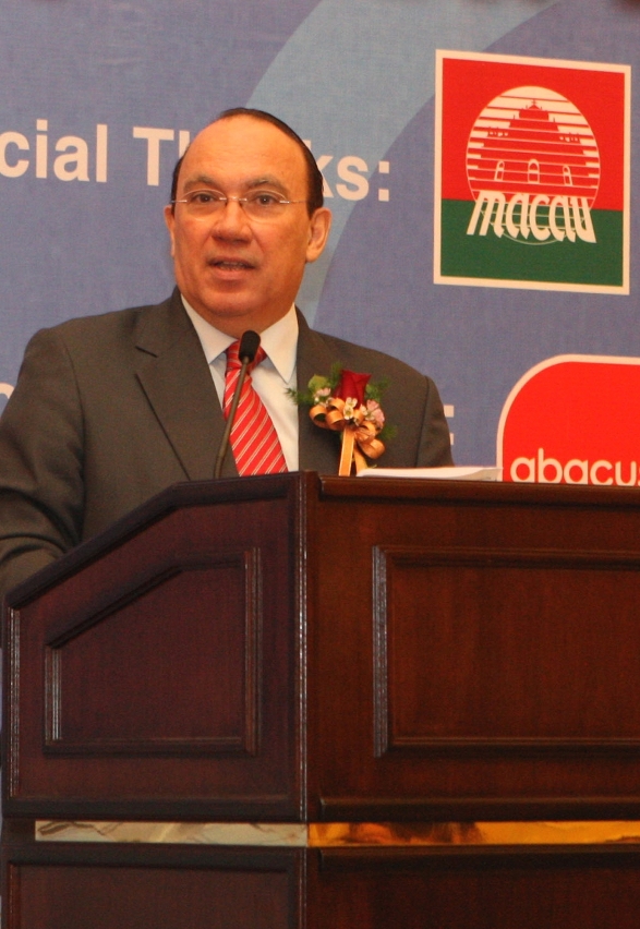 澳門特區政府旅遊局局長安棟樑歡迎300多名香港旅遊業界代表蒞臨澳門