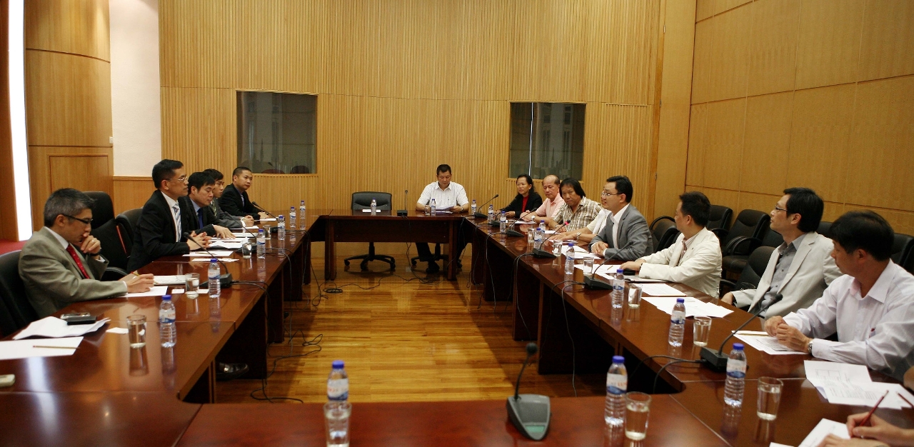 Visita a Secretaria para a Segurança da Associação dos Proprietários de Máquinas de Construção Civil de Macau (1)
