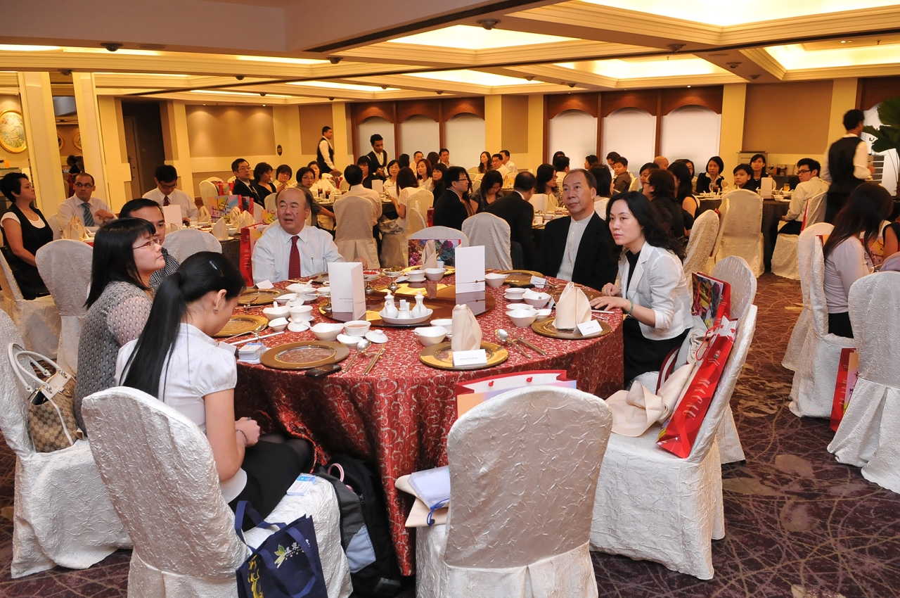 Singapore travel trade at luncheon