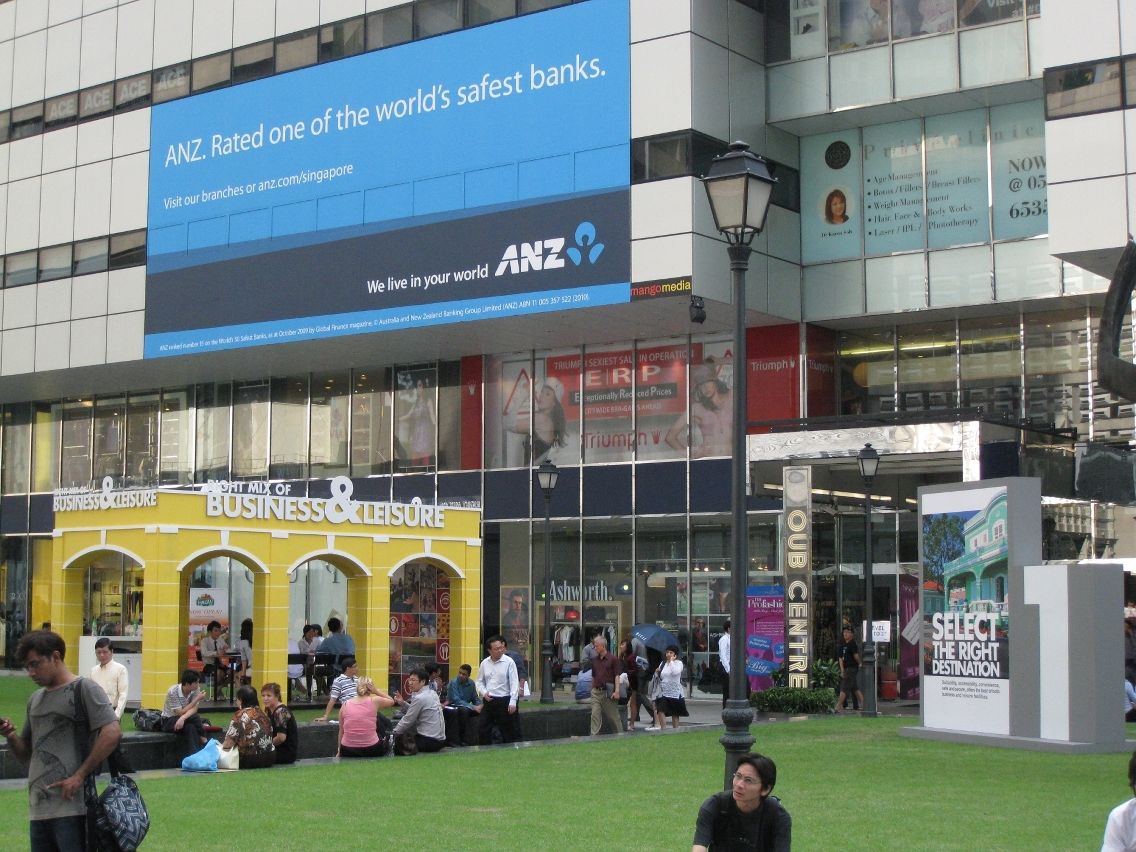 “Macau – The Right Mix of Business & Leisure” outdoor campaign in Singapore