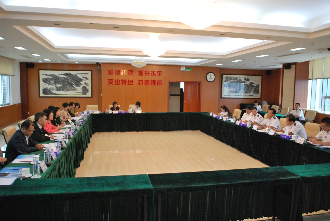 Visita ao Zhuhai Entry-Exit Inspection and Quarantine Bureau para análise de matérias