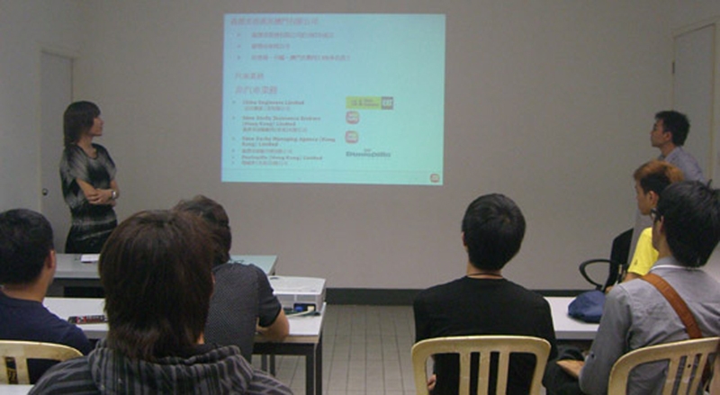 Formandos do Curso de electromecânica de automóveis participam no seminário de emprego