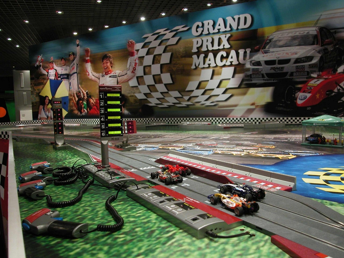 Digital track slot cars