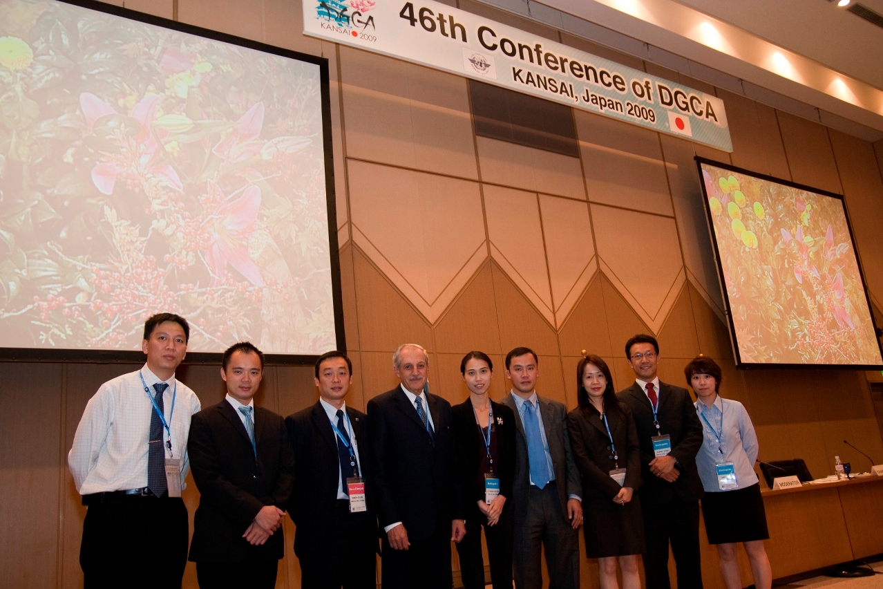 The Civil Aviation Authority of Macao SAR participated in the “46th Conference of Directors-General of Civil Aviation, Asia and Pacific Regions” which was held in Osaka, Japan, from 12 to 16 October 2009. Fourth from left is the President of the Council of International Civil Aviation Organization (ICAO), Mr. Roberto Kobeh González.