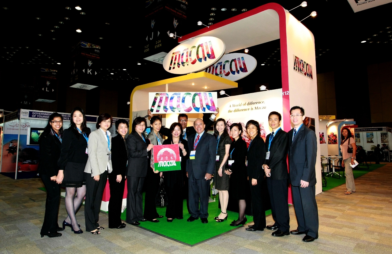 Macau delegation gathered at the MGTO booth at PATA Travel Mart 2008 in India