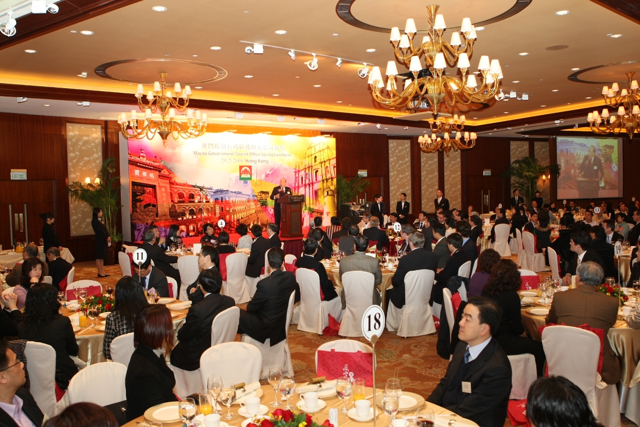 Director of MGTO, Mr. João Manuel Costa Antunes, Mr. Antunes expressed his gratitude to the HK travel and media sector for bringing another fruitful year to Macau in 2007