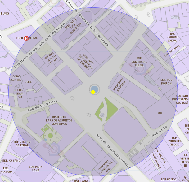 A área de um raio de 100 metros ao redor do largo do senado está delimitada como zona de risco